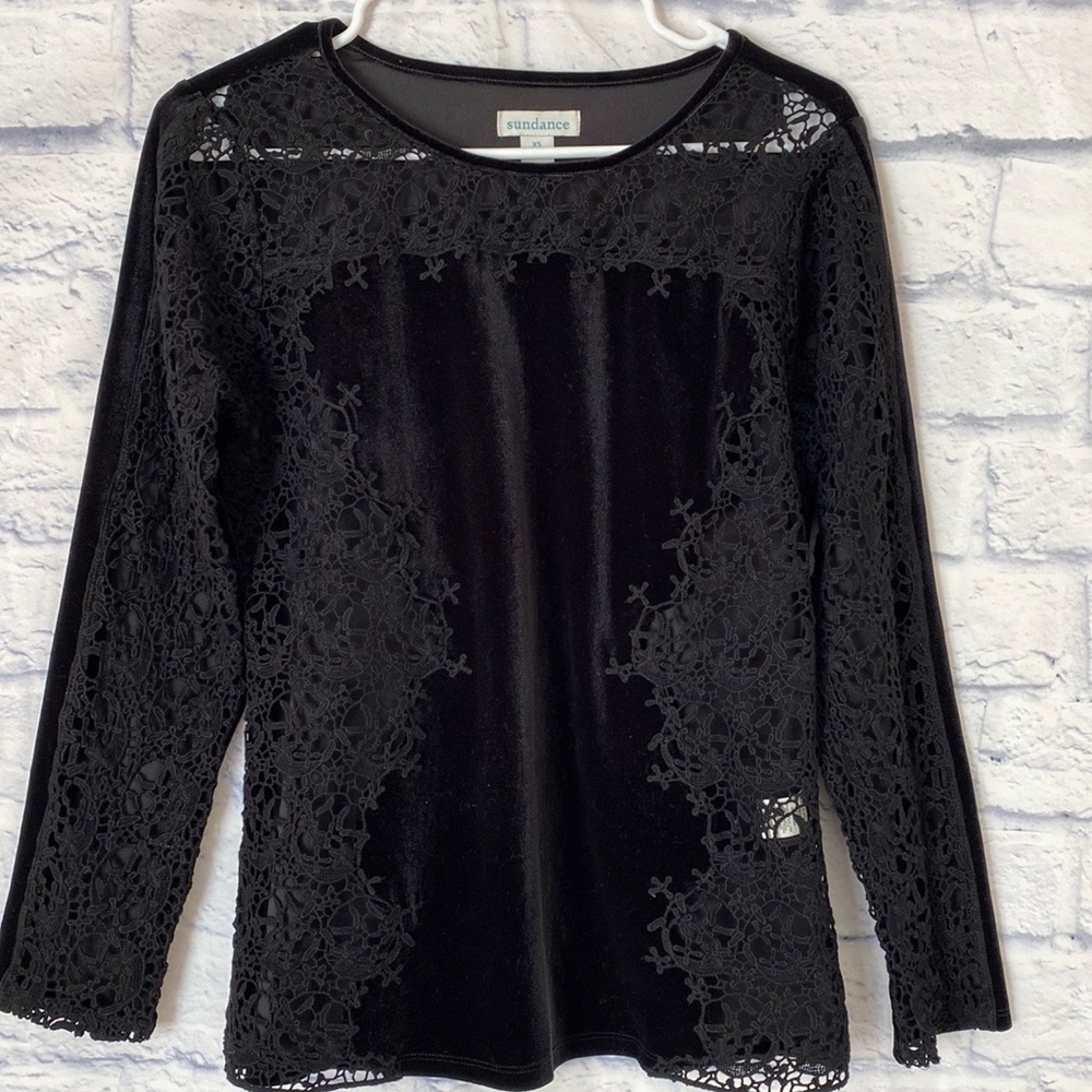 Sundance black velvet and lace long sleeve top XS